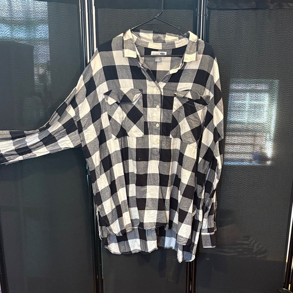 Old Navy Black and White Checkered Shirt